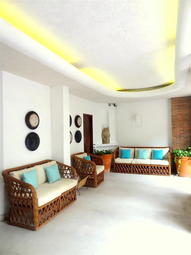 פוארטו ואלארטה Emperador Vallarta Beachfront Hotel And Suites פוארטו ואלארטה